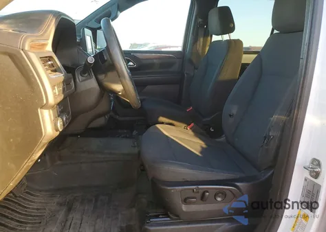 2022 Chevrolet Tahoe C1500 z USA, uszkodzony, nr VIN 1GNSCLED3NR247360